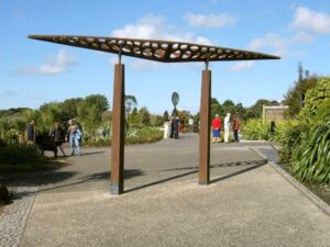Sculpture in Auckland Botanical Gardens, New Zealand;